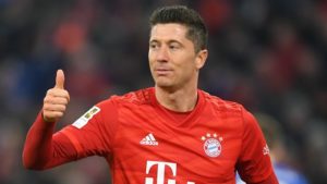 Lewandowski is the best striker in the world right now according to Gundogan