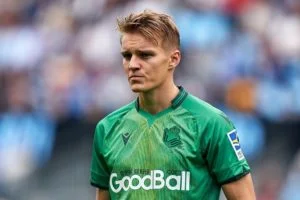 Odegaard will stay at Real Sociedad for another year