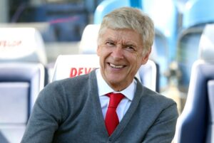 Arsene Wenger: Links with Arsenal board completely cut