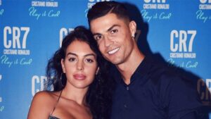 Cristiano’s Girlfriend Georgina Makes Appearance On Masked Singer