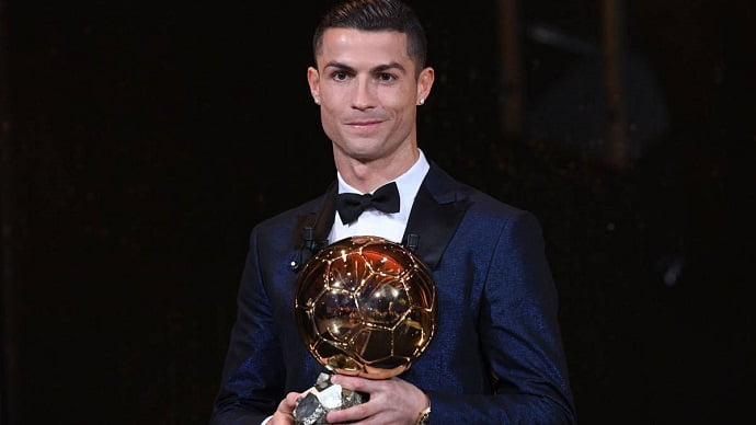 Vote for Ronaldo for the Ballon d'Or Dream Team