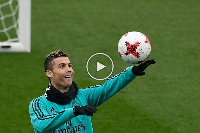 Video Cristiano Ronaldo In Training Skillstricksgoals And Freestyle 3299