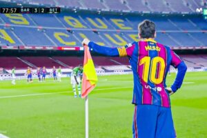 Video: Lionel Messi Top 10 Performances - With Commentaries & Stadium Sound