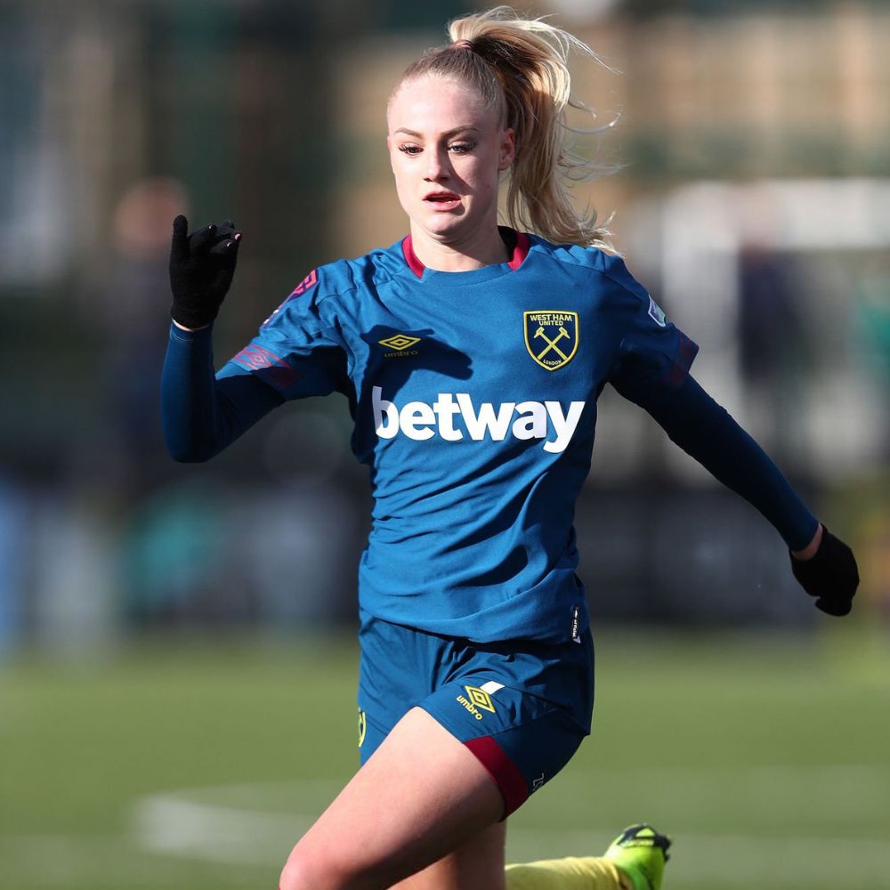 Alisha Lehmann vs Aston Villa 